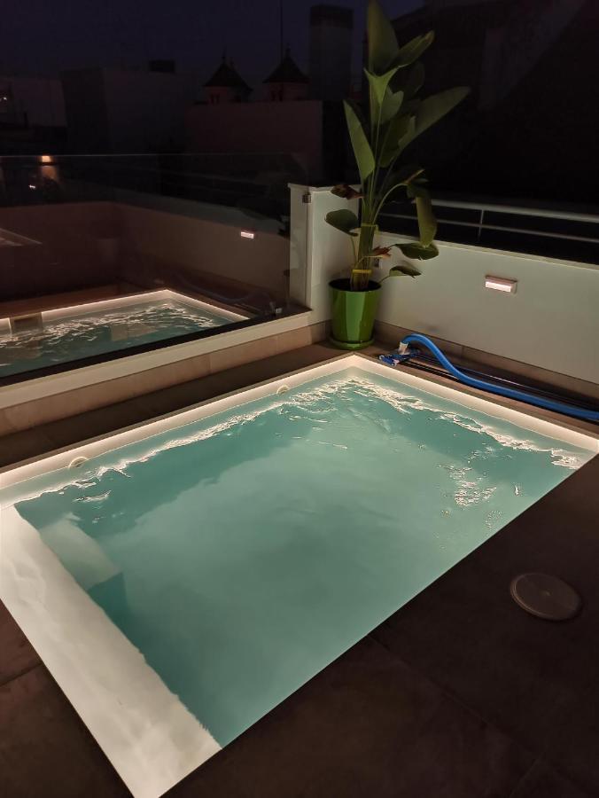 Apartamento Luxury Penthouse With Private Pool Setas Monument Sevilla Exterior foto